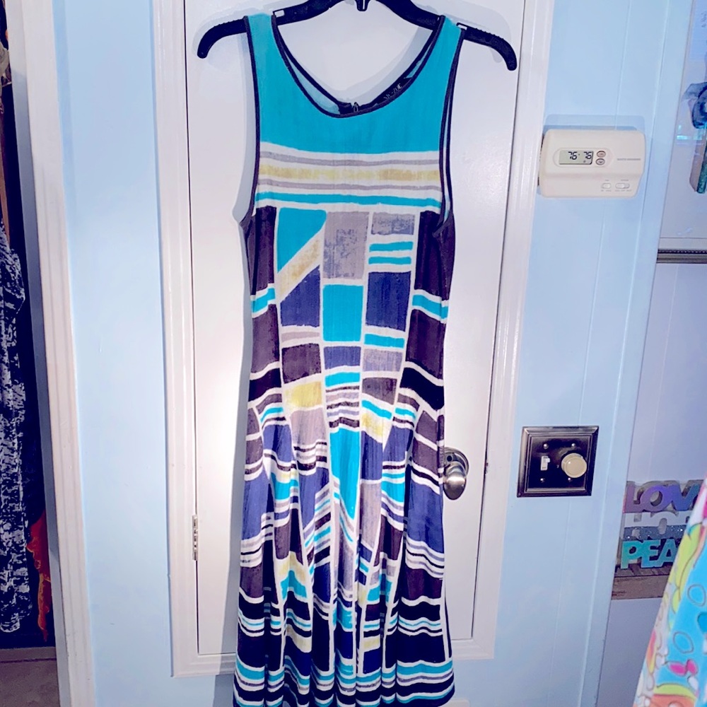 Nic+Zoe Beautiful knit dress worn once size small in excellent condition